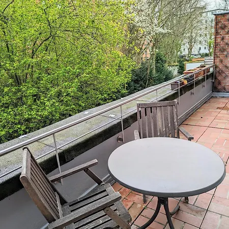 Wunderschoene Zentral Gelegene Terrassenwohnung Apartamento