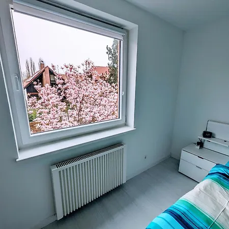 Wunderschoene Zentral Gelegene Terrassenwohnung * Hanóver